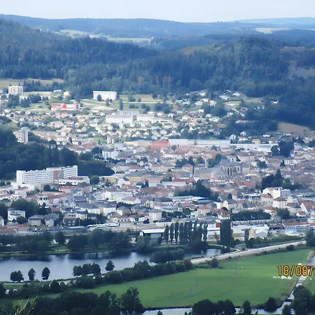 Les Boutons D'or * Saint-Nabord