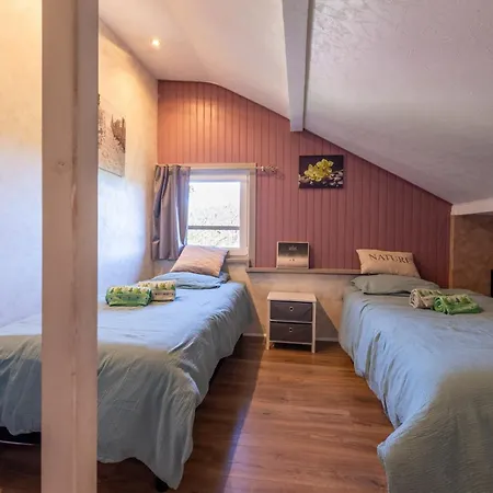 Les Boutons D'or Apartment